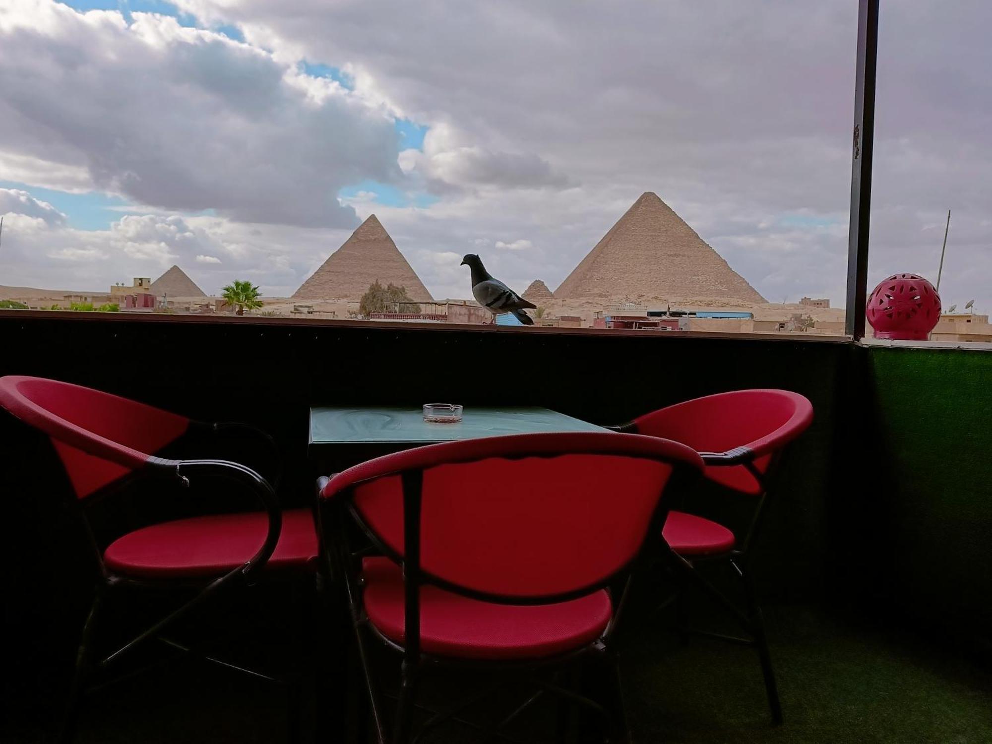 Magic Golden Pyramids View Hotel Kafrat al Jabal Exterior foto
