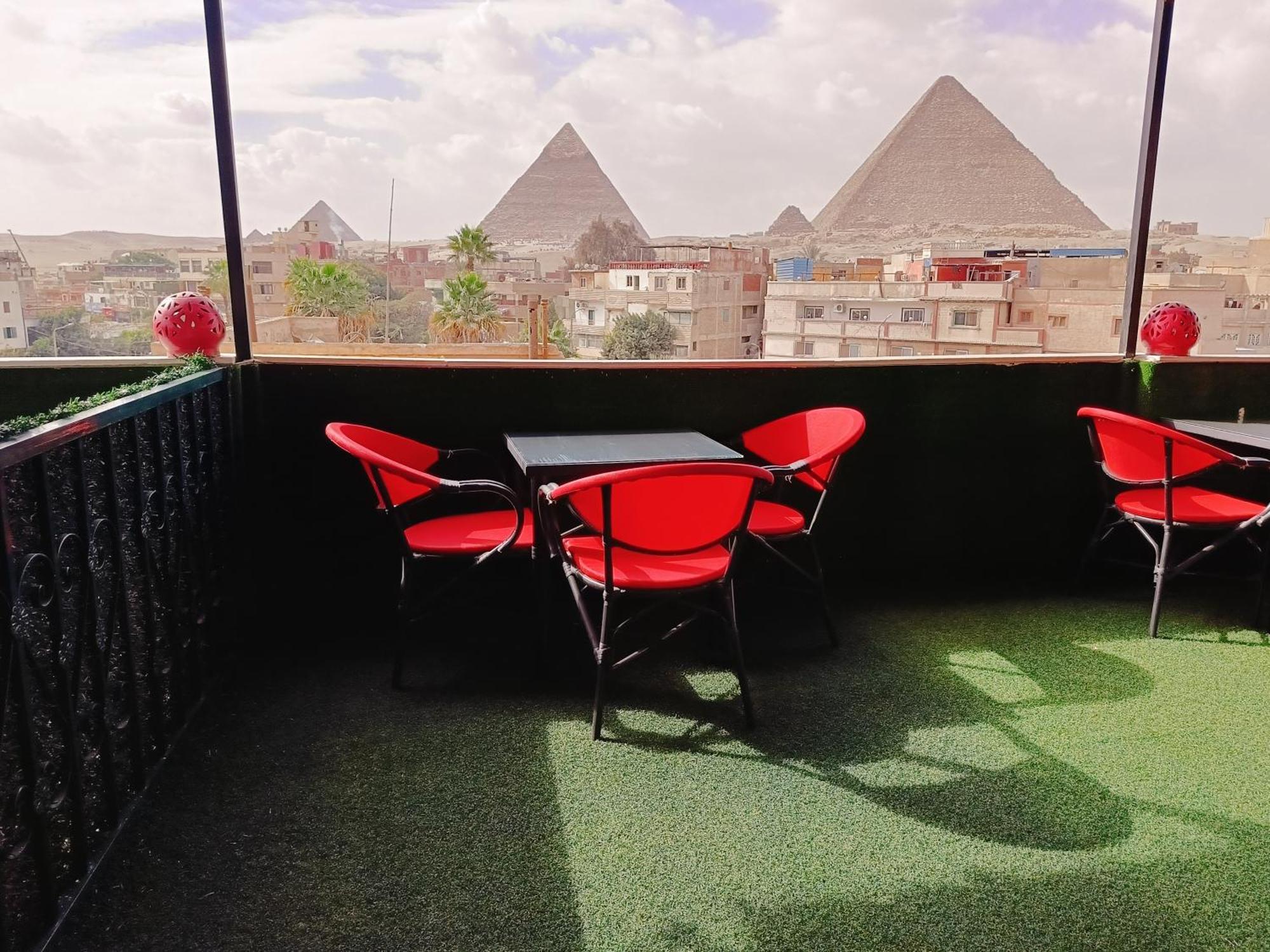 Magic Golden Pyramids View Hotel Kafrat al Jabal Exterior foto