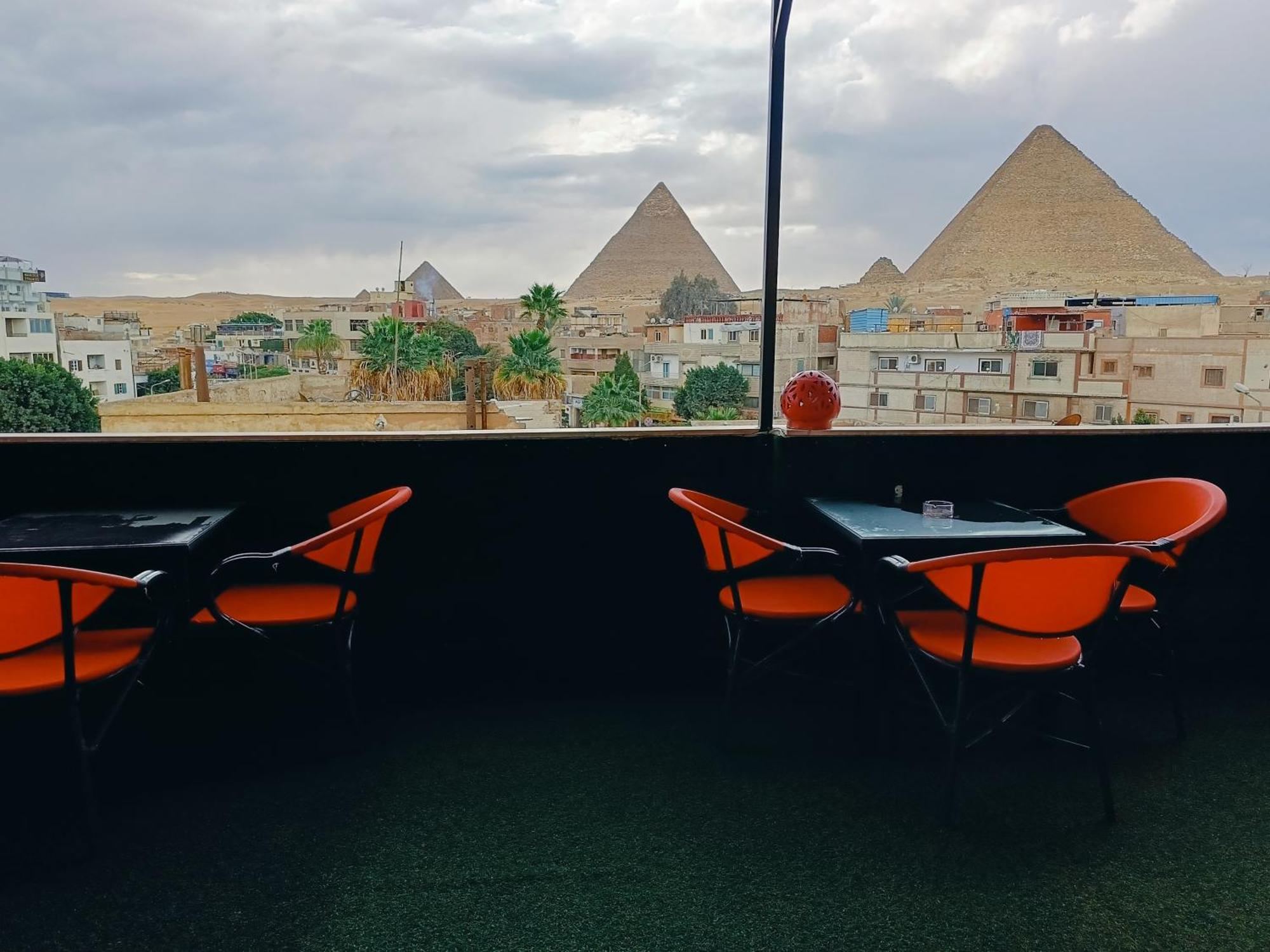 Magic Golden Pyramids View Hotel Kafrat al Jabal Exterior foto