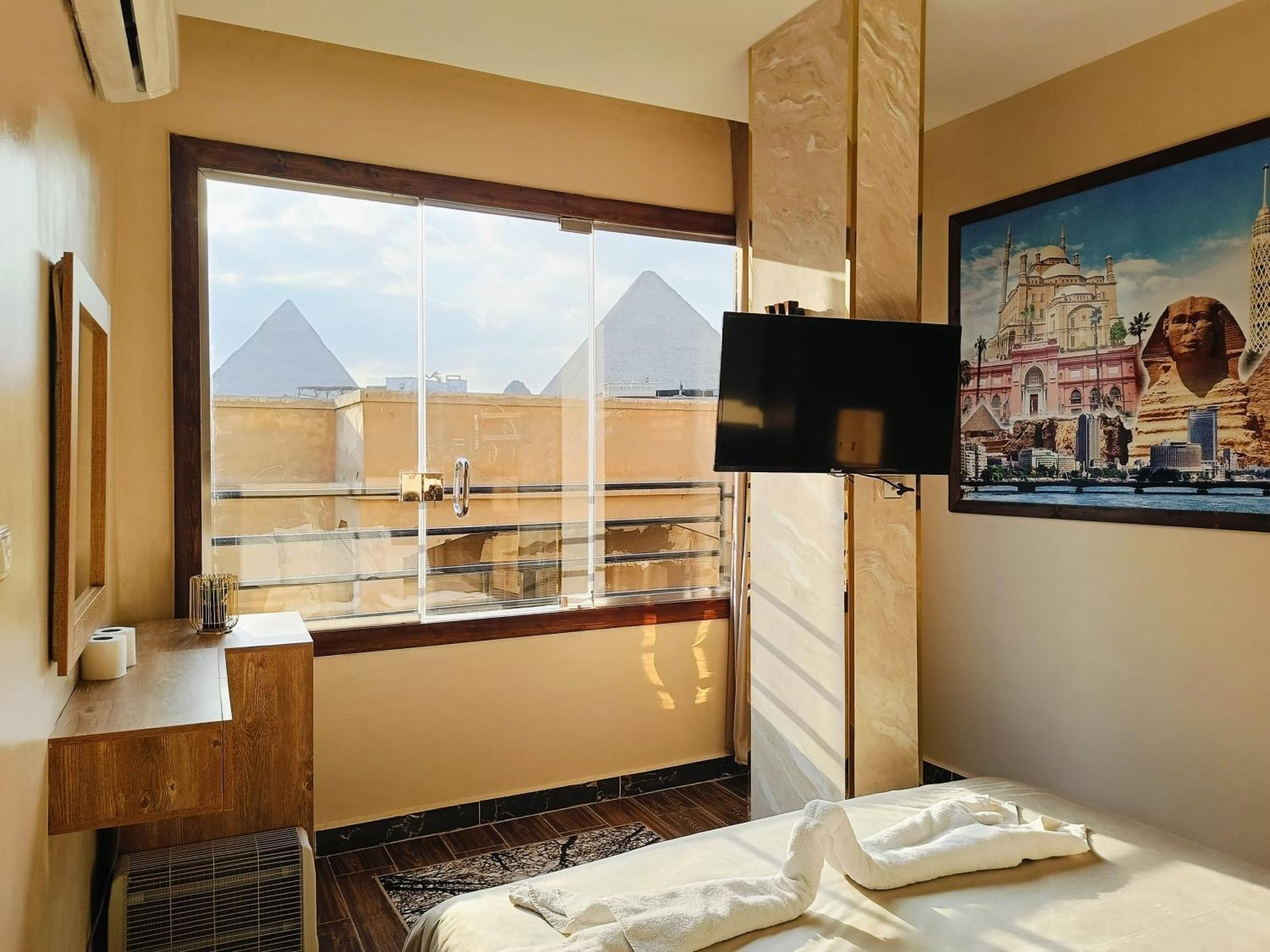 Magic Golden Pyramids View Hotel Kafrat al Jabal Exterior foto